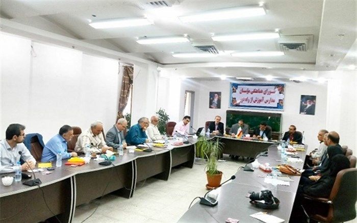 فعالیت 13 مدرسه آموزش از راه دور در استان سمنان / ایجاد 250 فرصت شغلی در مدارس آموزش از راه دور استان