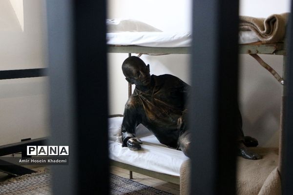 بازدید دانش آموزان پیشتاز هشتمین اردوی ملی از باغ موزه قصر