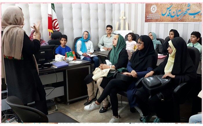 برگزاری دوره های آموزشی شاهنامه خوانی و حافظ خوانی در شهرقدس