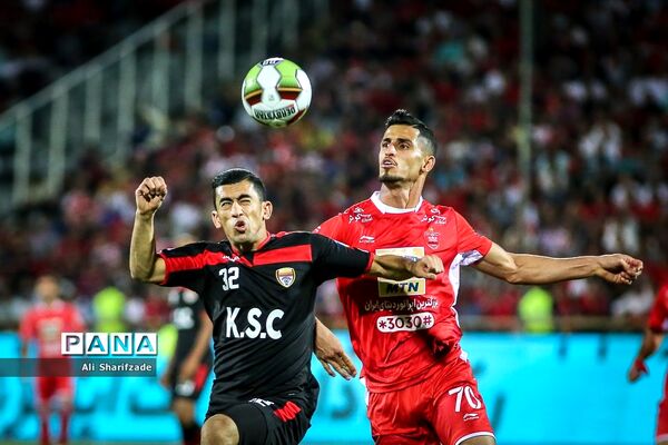 دیدار تیم های پرسپولیس و فولاد خوزستان