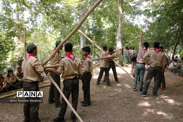 پیشتازان البرز در روز دوم از اردوی ملی پیشتازان