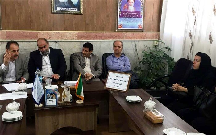 بررسی وضعیت همسان سازی پوشاک مدارس مهاباد با حضور رییس سازمان دانش آموزی آذربایجان غربی