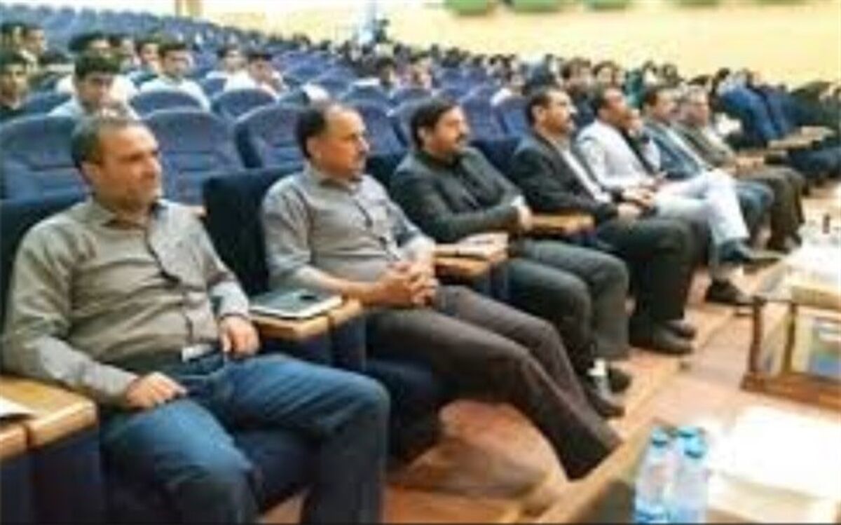 کارگاه تخصصی انتخاب رشته در شهرستان بافق برگزار می شود