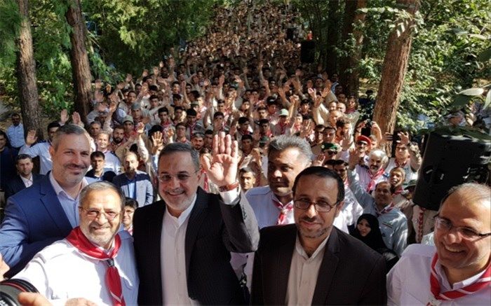 2 وعده وزیر آموزش و پرورش به دانش‌آموزان پیشتاز: رفع حالت کسالت‌بار مدارس  و حذف بخشی از کتاب‌های درسی