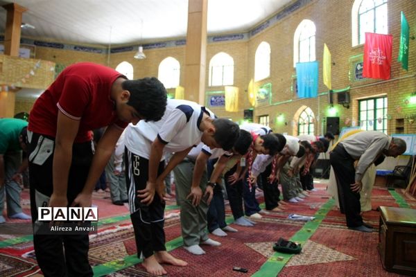 میزبانی مازندران در برگزاری نماز جماعت در اردوی ملی