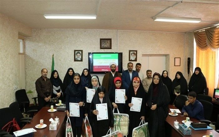 ازبرگزیدگان سومین جشنواره صدف های نور تجلیل شد