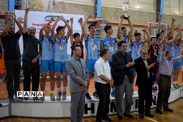 قهرمانی تیم  والیبال‌ البرز در سی‌و‌پنجمین دوره مسابقات دانش‌آموزی کشور