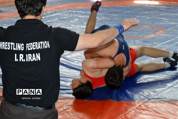 برگزاری مسابقات کشتی آزاد جوانان شهرقدس