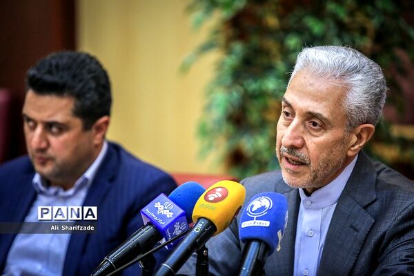 نشست خبری وزیر علوم، تحقیقات و فناوری