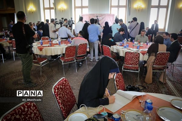 نشست وزارت امور خارجه با اصحاب رسانه به مناسبت روز خبرنگار