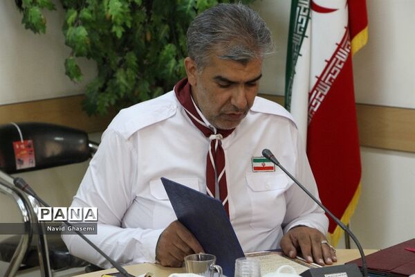 دیدار سرپرست اداره کل آموزش و پرورش خراسان جنوبی با نمایندگان نهمین دوره مجلس دانش آموزی