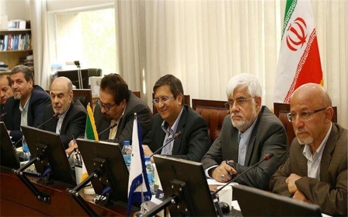 ذوالقدر، نماینده مجلس، به نقل از رئیس بانک مرکزی: قیمت ارز به سرعت پایین می‌آید
