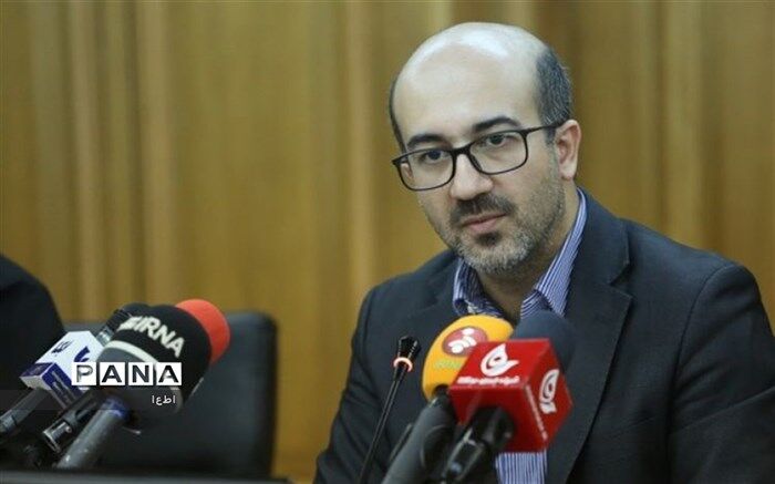 لیست بازنشستگان شهرداری نیاز به صحت سنجی دارد