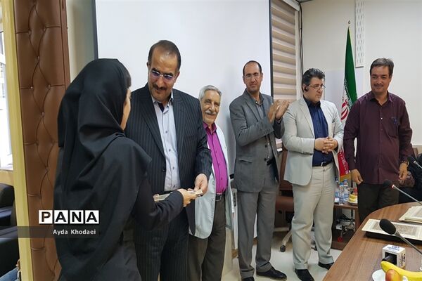 آیین تجلیل از خبرنگاران فعال حوزه آموزش و پرورش البرز