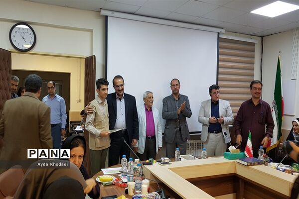آیین تجلیل از خبرنگاران فعال حوزه آموزش و پرورش البرز