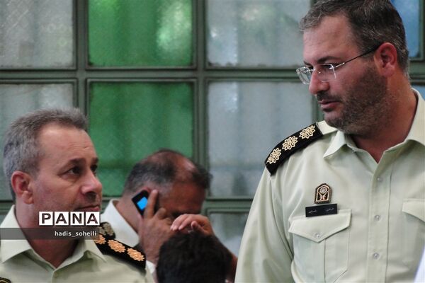 ملاقات مردمی فرماندهی انتظامی ویژه غرب استان تهران با شهروندان شهر قدس