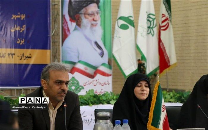 اعضای مجلس دانش آموزی باید تمام مشکلات دانش آموزان را بازگو کنند