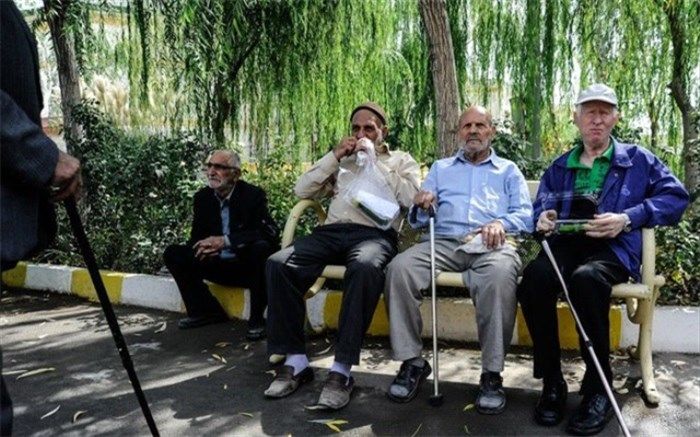 درصورت  اجرای قانون همسان‌سازی حقوق، دریافتی بازنشستگان به 4 میلیون تومان می‌رسد