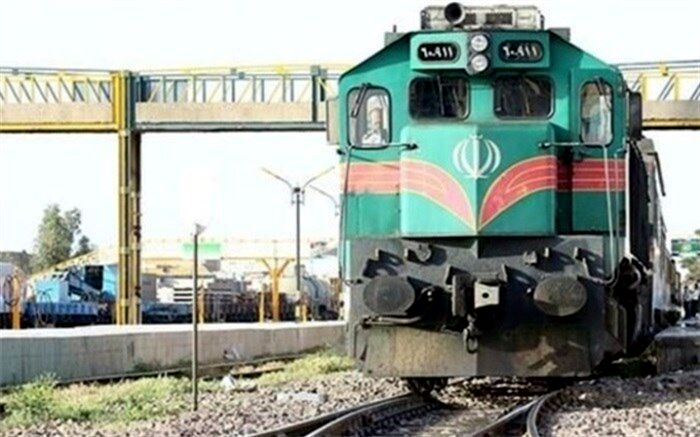 مشکل تقاطع راه آهن تهران با خط انتقال آب شرب شهرستان اسلامشهر درجلسه استانداری تهران بررسی شد