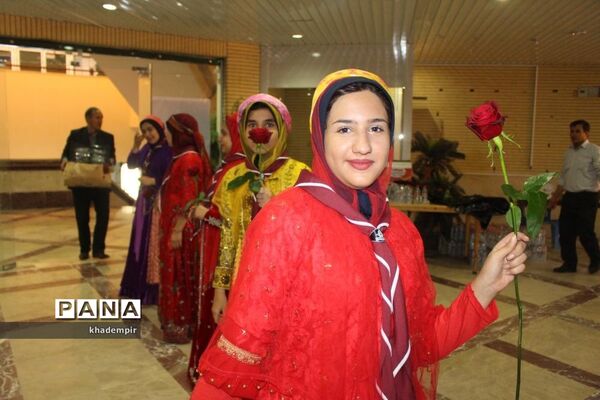 همایش تجلیل از برگزیدگان هجدهمین پرسش مهر ریاست جمهوری درکهگیلویه و بویراحمد