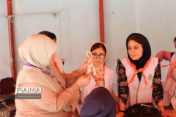 پیش اردوی پیشتازان دختر در کرمانشاه