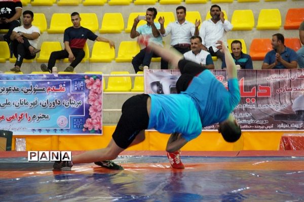 مسابقات  کشتی خردسالان قهرمانی کشور