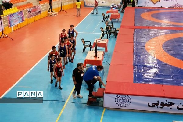 مسابقات  کشتی خردسالان قهرمانی کشور