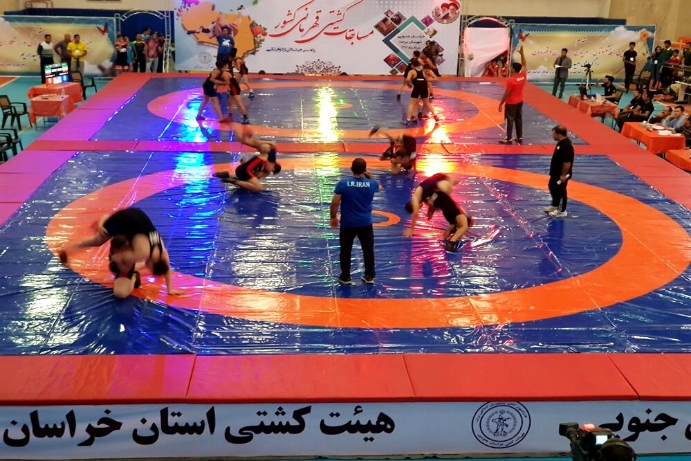 مسابقات  کشتی خردسالان قهرمانی کشور