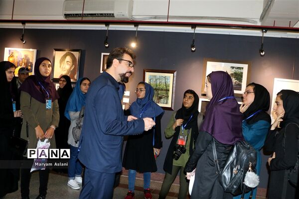 آیین گشایش نمایشگاه هنرهای دستی تجسمی دانش آموزان دختر سراسر کشور
