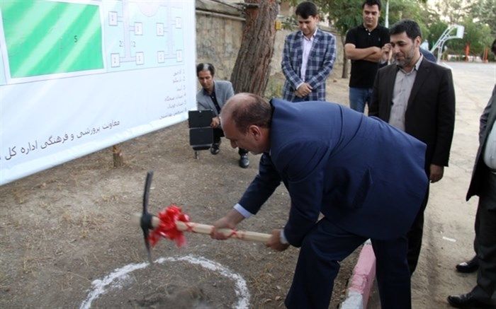 کلنگ احداث شهرک اردوگاهی در اردوگاه شهید سلیمان خاطر سنندج بر زمین زده شد