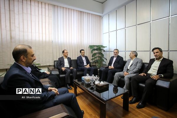 بازدید وزیر آموزش و پرورش از خبرگزاری پانا به مناسبت روز خبرنگار
