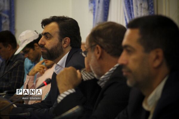 نشست مسئولان برگزار کننده سی‌و‌ششمین جشنواره فرهنگی و هنری سراسر کشور