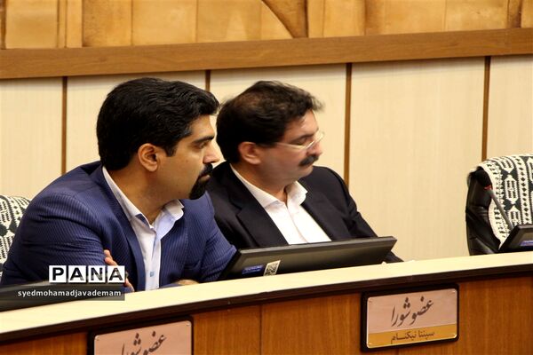 حضور سفیر اتریش در شورای شهر یزد