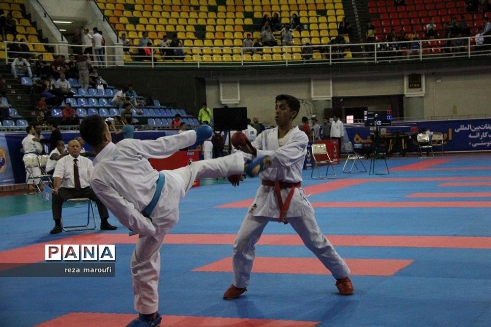 نخستین روز چهاردهمین دوره مسابقات بین المللی جایزه بزرگ کاراته در ارومیه