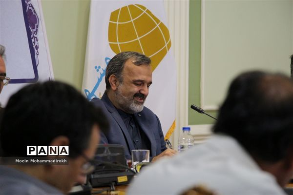 نشست خبری استاندار خراسان رضوی به مناسبت هقته دولت