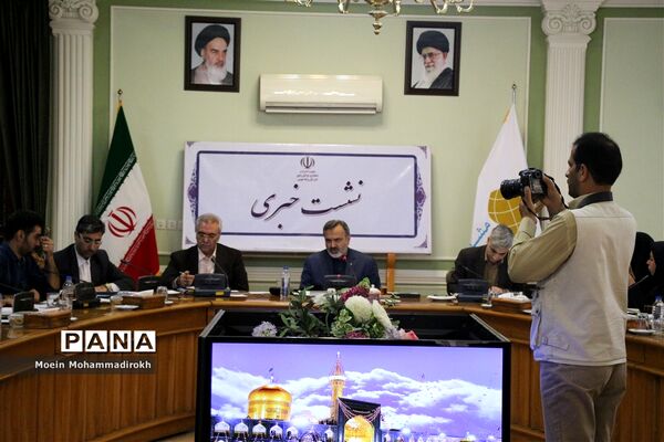 نشست خبری استاندار خراسان رضوی به مناسبت هقته دولت