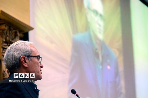 نشست هئیت نمایندگان اتاق بازرگانی ایران