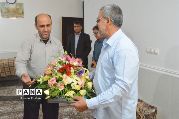 دیدار و تجلیل از آزاده فرهنگی سید جواد حسینی مقدم روستای سربست منطقه سعدآباد