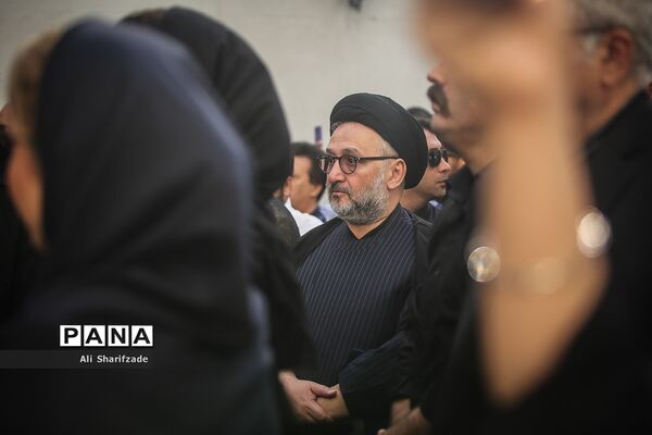 تشییع پیکر ضیاء الدین دری