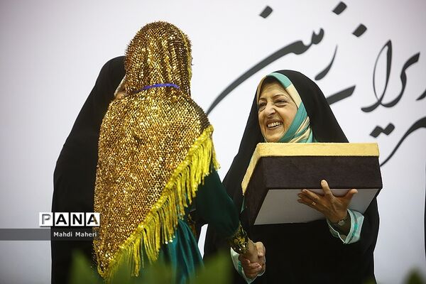 اختتامیه سی‌و‌ششمین جشنواره فرهنگی و هنری دانش آموزان برگزیده سراسر کشور