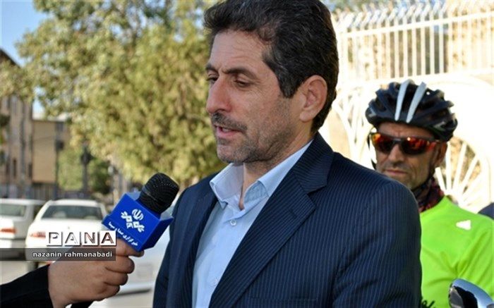 دوچرخه سواران کرمانشاهی مسیر کرمانشاه تا حرم امام رضا (ع) را رکاب‌زنی می‌کنند