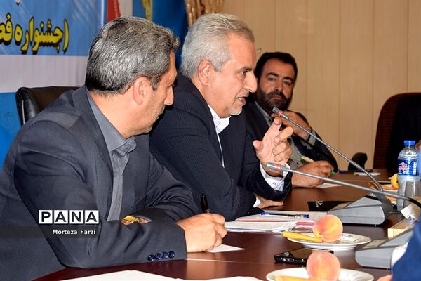 نشست خبری فرماندار شهرستان بستان آباد با اصحاب  رسانه