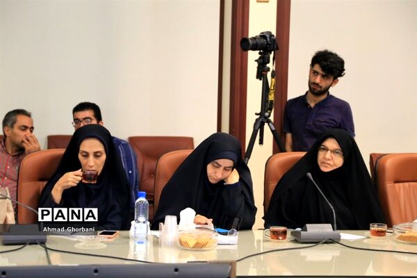 نشست خبری استاندار مازندران به مناسبت هفته دولت