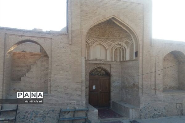 مسجدجامع «هندوالان»راوی تاریخ معنوی درمیان