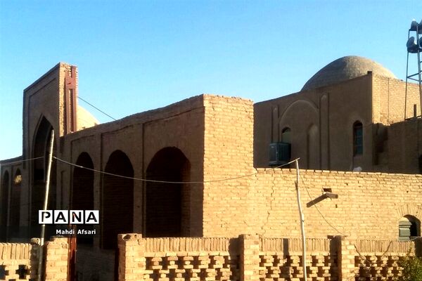 مسجدجامع «هندوالان»راوی تاریخ معنوی درمیان