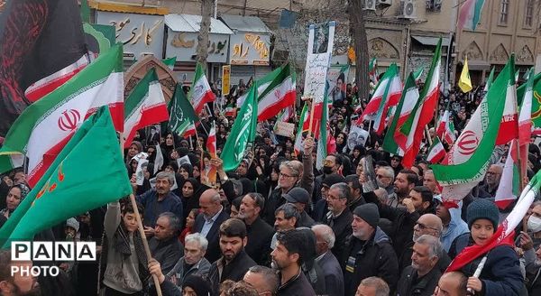 ما همه خونخواه پدر و گوش به فرمان پسر 