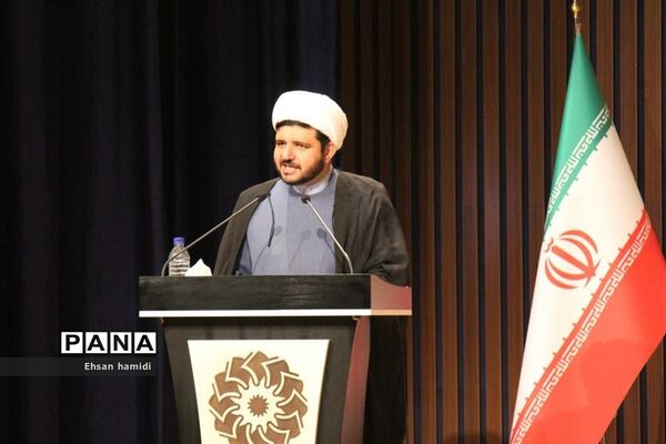 آیین اختتامیه هشتمین جشنواره کتاب خوانی رضوی