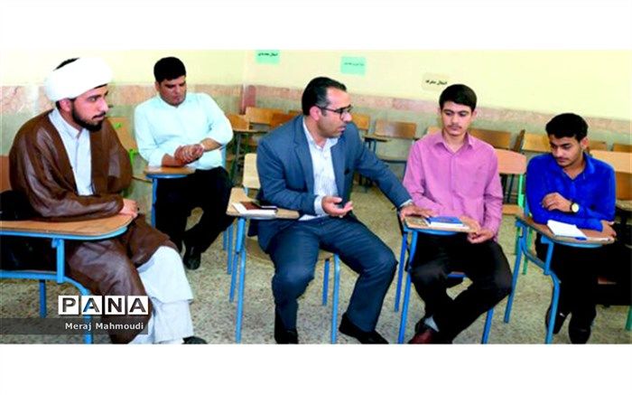 آینده کشور به دست نوجوانان مسئولیت پذیر است