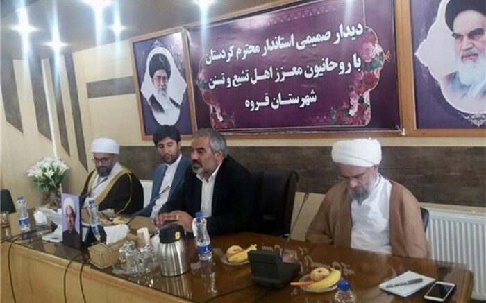 استاندار کردستان: اتحاد شیعه وسنی در شهرستان قروه مایه خرسندی است