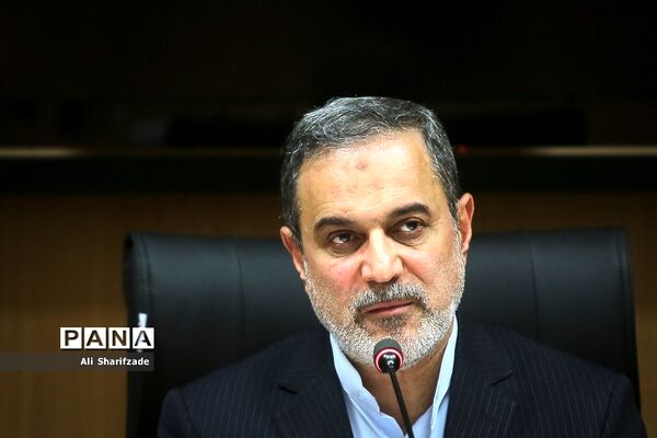 دیدار وزیر آموزش و پرورش با نمایندگان کانون های صنفی معلمان از سراسر کشور